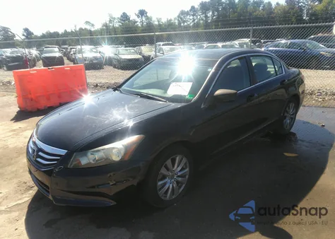 2011 Honda Accord 2.4 Ex из США, поврежденный, VIN 1HGCP2E7XBA073935